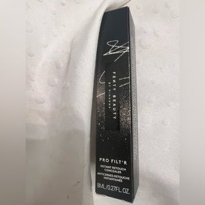 FENTY PRO FILT'R INSTANT RETOUCH CONCEALER